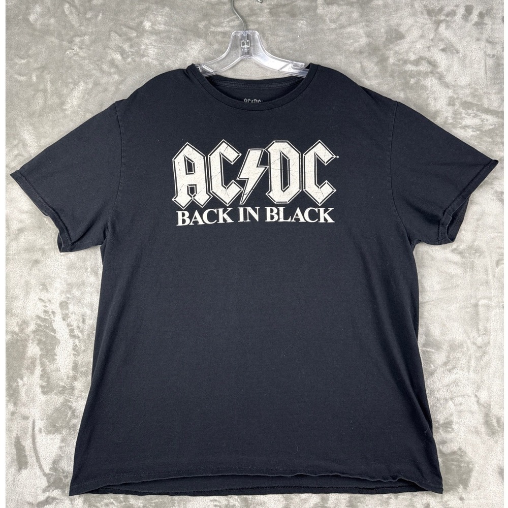 AC/DC Back In Black Graphic T-Shirt Mens XL Black Rock Band Short Sleeve Tee